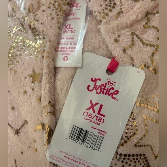 Justice Fuzzy Robe - Picture 3 of 3